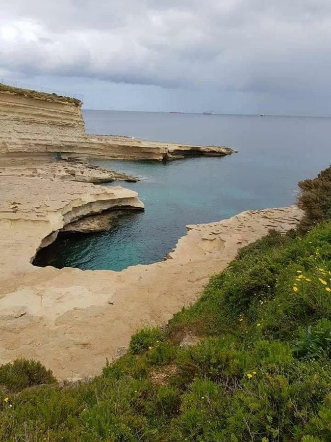Claire'S Court Appartamento Marsaxlokk Esterno foto